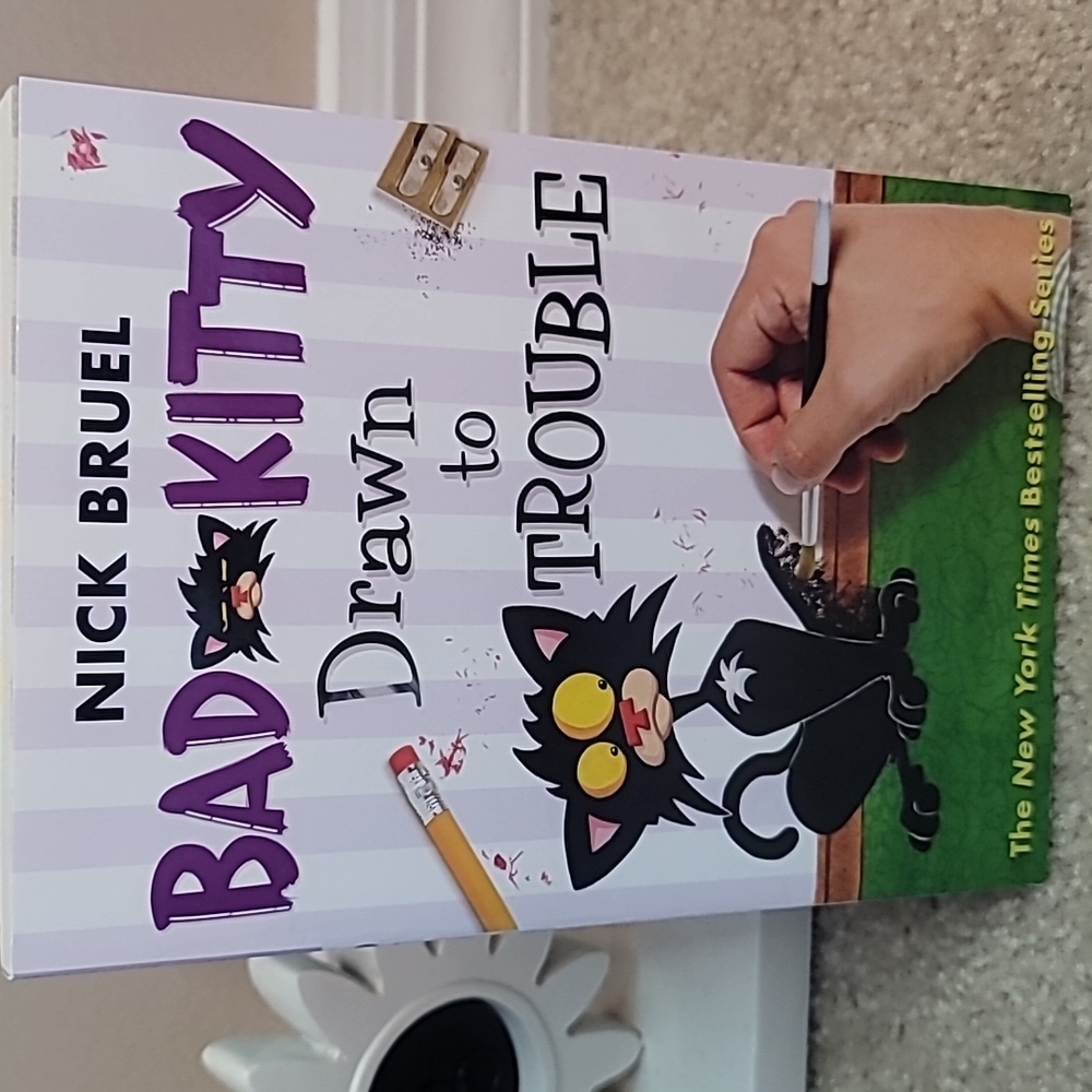 Bad Kitty Book Collection - Picture 5 of 8